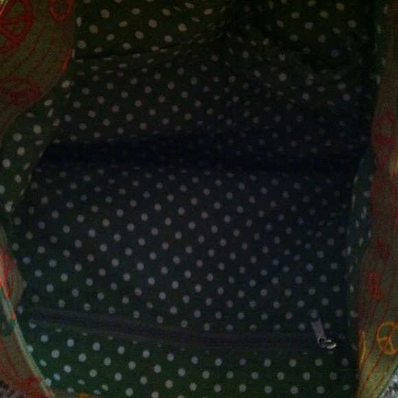 Bungalow 360 - Picture 2 of 2