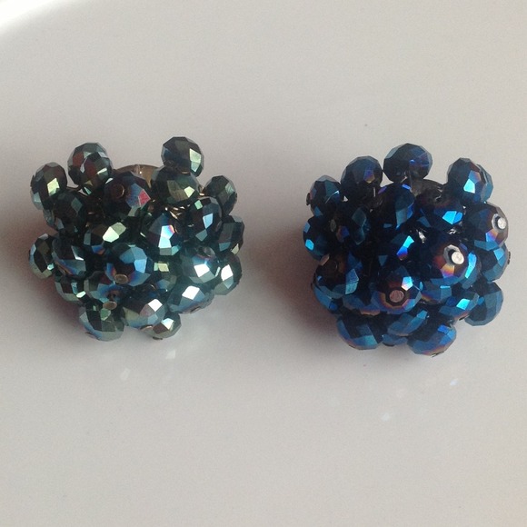 Beaded movable Rings. Teal or Royal Blue NWOT💎💎