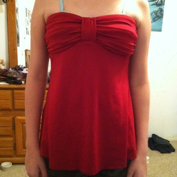 Maroon strapless top