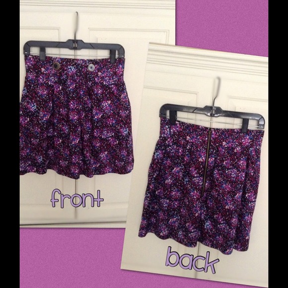 NWT Tulle Brand Skirt w/pockets - Picture 2 of 3