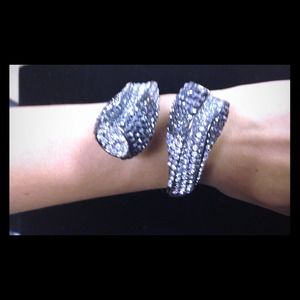 Accessories your wrist