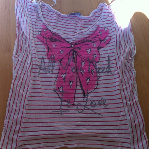 'All You Need Is Love' loose top