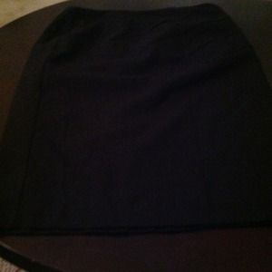 Black and grey plaid striped skirt size 6