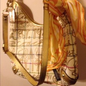 ❗❗Reduced Authentic Coach Multi- Strap Purse