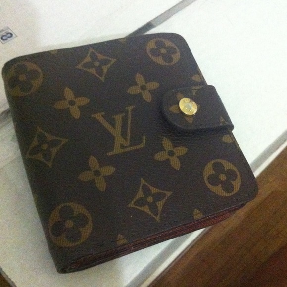 ❤Sold❤ Louis Vuitton wallet