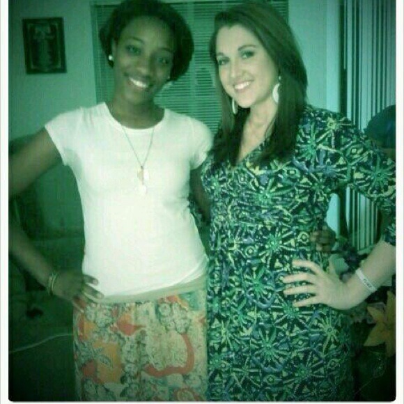 Patterned casual dress. Extremely comfortable! - Picture 2 of 4