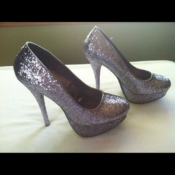 Ladies shoes