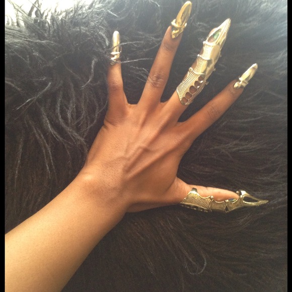 Sold in bundle @divamjames - Picture 3 of 4