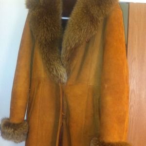 Almost brand new from turkey very chic and classy