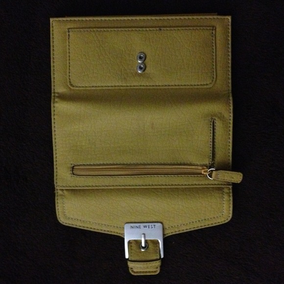 Wallet - Picture 3 of 3