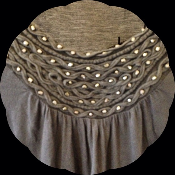 🚫SOLD🚫Gray Charlotte Ruse Blouse - Picture 2 of 2