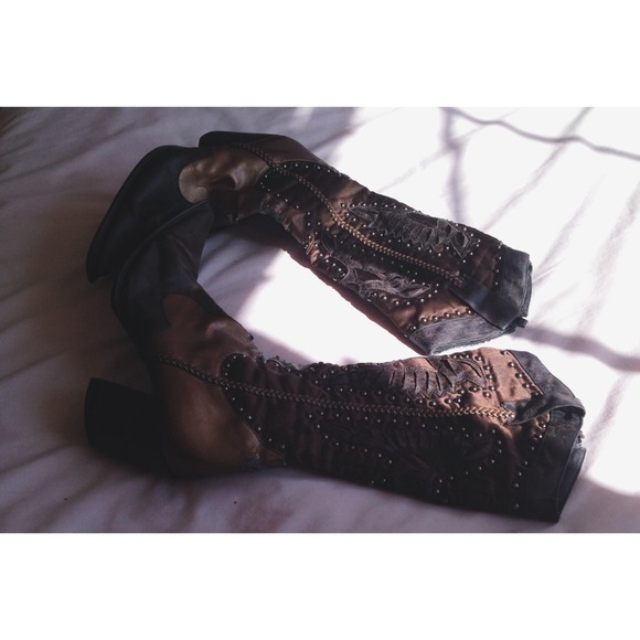 R E S E R V E D Fancy Distressed Cowboy Boots