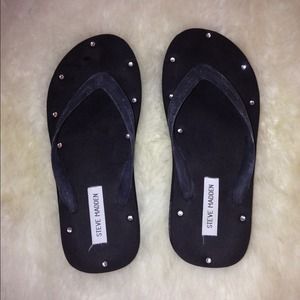 Steve Madden flip flops, 8
