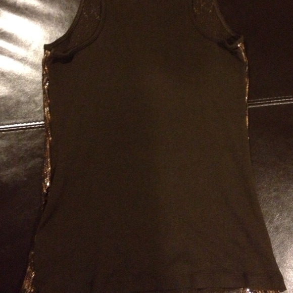 Sequence body hugging tank - Picture 2 of 2