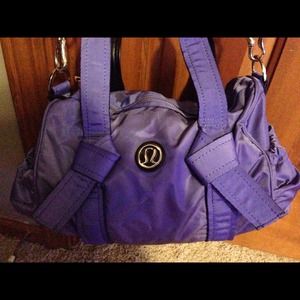 Lululemon small gym bag