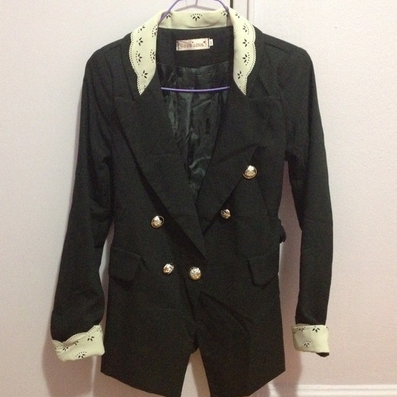 Black blazer size small