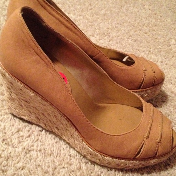 Banana republic 4 inch heals