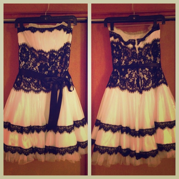 REDUCED** homecoming/cocktail/prom  dress! $15!!