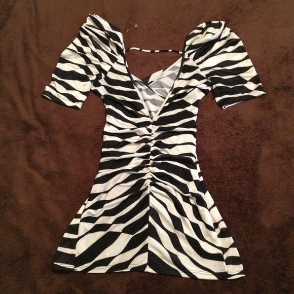 Dress - Picture 2 of 2