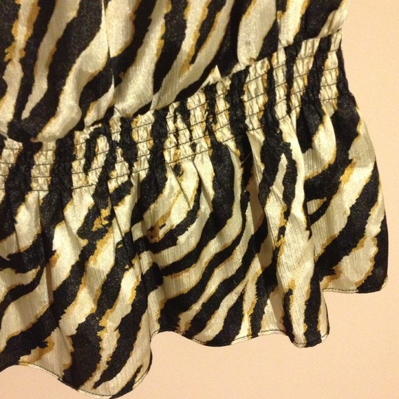 Gold and black Zebra print dressy shirt - Picture 3 of 3