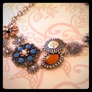 SOLD! Floral necklace