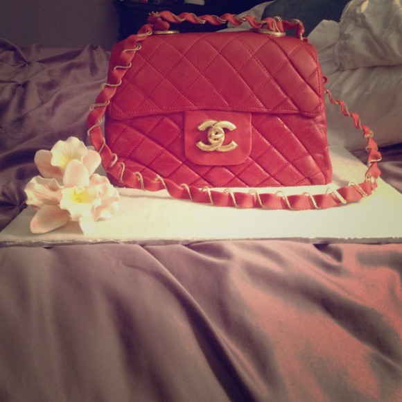 2.55 red Chanel purse - Picture 1 of 2