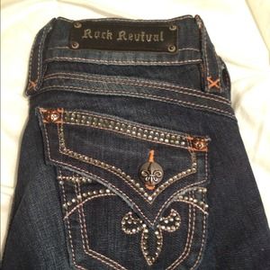 Beautiful " ROCK REVIVAL"  Jeans