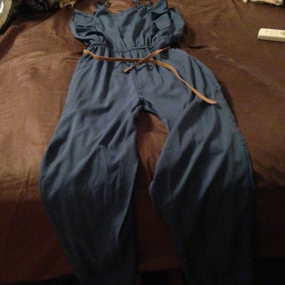 Jump suit - Picture 2 of 2