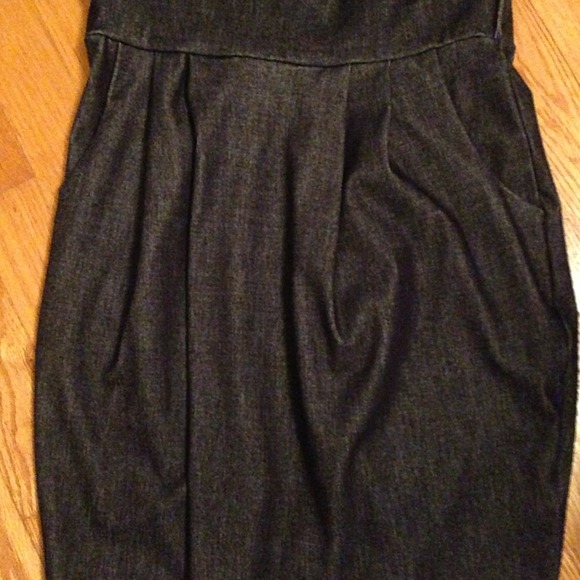 Dress - Picture 3 of 3