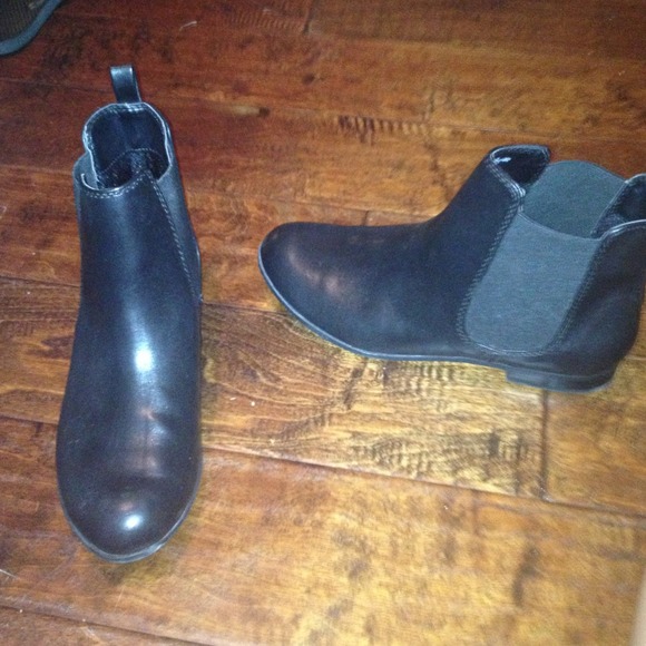 Black booties.