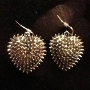 VINTAGE/CRAFT HEART EARRINGS