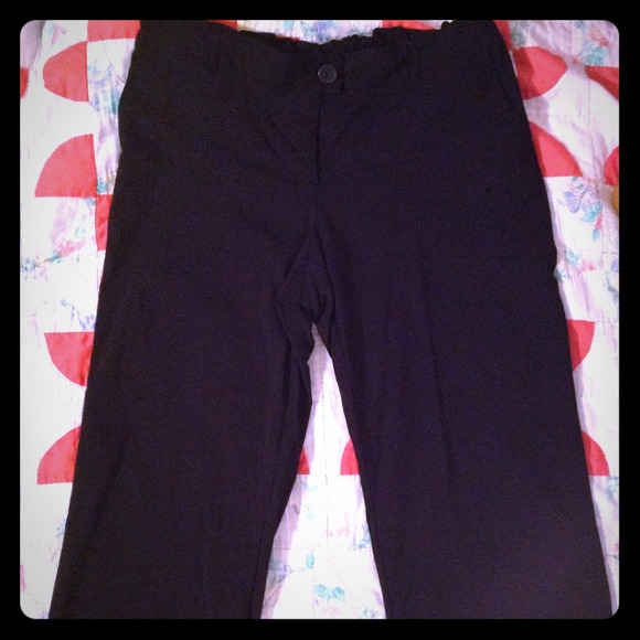 Oh Baby! Jet black Capris