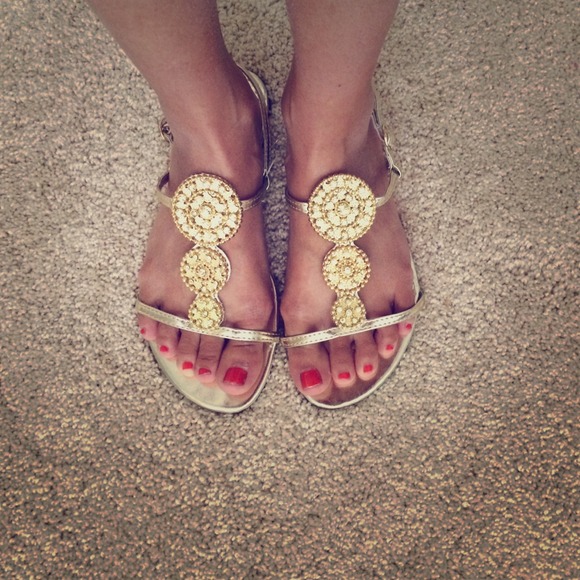 bamboo Shoes - Super cute gold sandals !