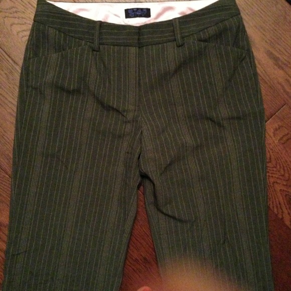 Adorable grey w/ pink stripe pants for the office