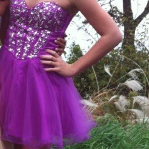 Prom dress - Picture 2 of 2