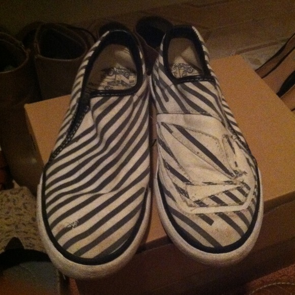 Volcom slip ons