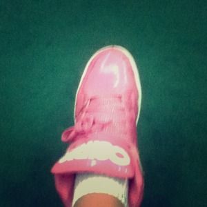 Osiris pink kinda new size 11