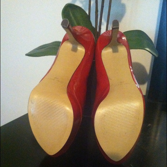 💢SOLD💢 NINE WEST RED PUMPS SIZE 7 NWT - Picture 4 of 4