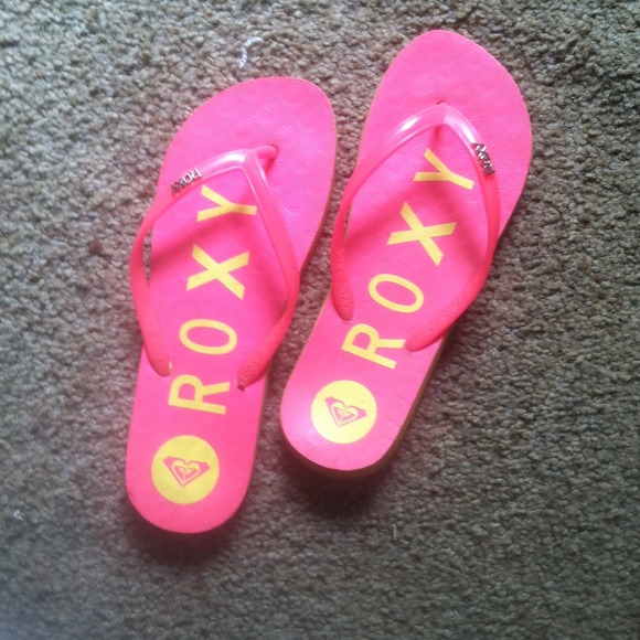 Roxy flip flops yellow&pink