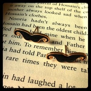 Mustache earring !!