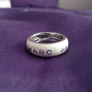 Marc Jacobs white ring