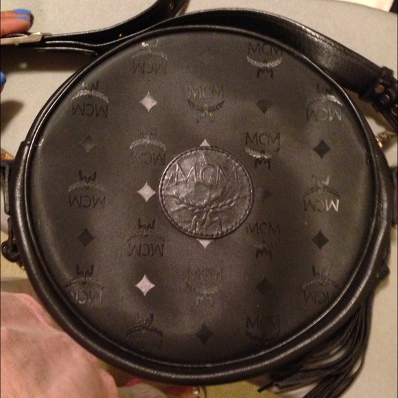 💢SOLD💢 Vintage MCM cross body bag