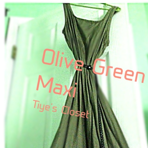 🌞✂Price CUT✂✂Olive green 100% Rayon maxi dress