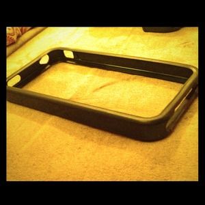Black iPhone 4/4s bumper