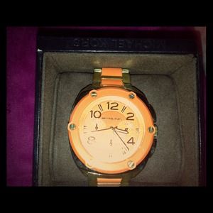 Brand new. Michael kors  woman watch