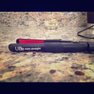 Authentic Paul Mitchell mini iron