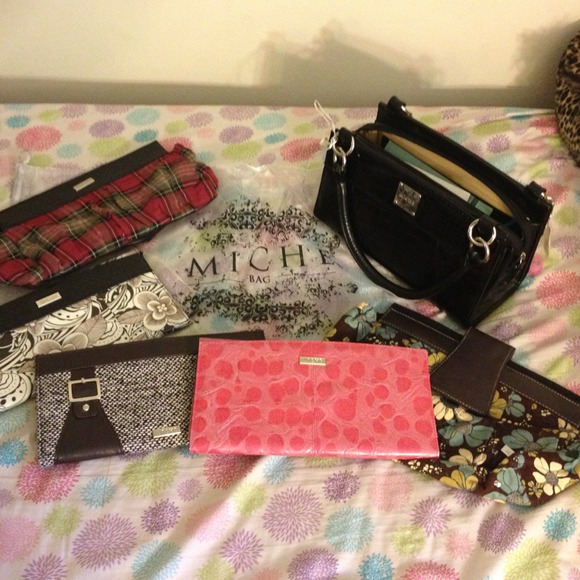 Miche bag with 6 magnetic covers.