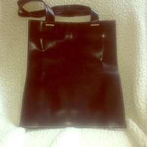 💯Authentic GIVENCHY Tote NWOT👍😁