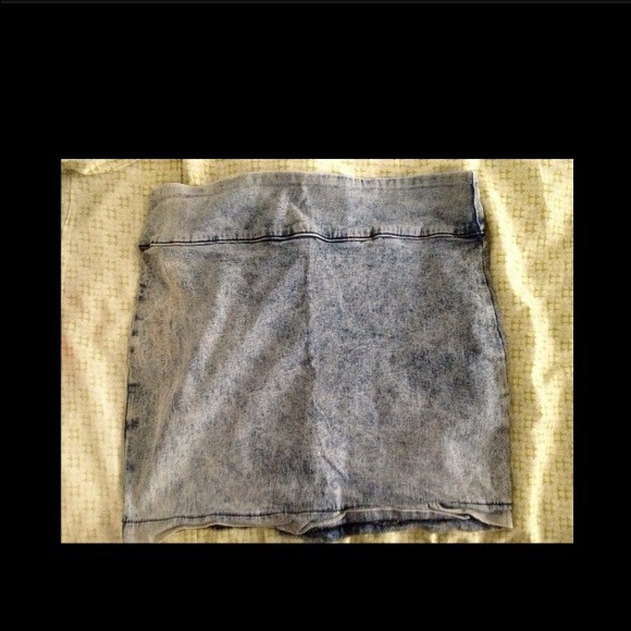Urban Outfitters BDG acid wash skirt (L)