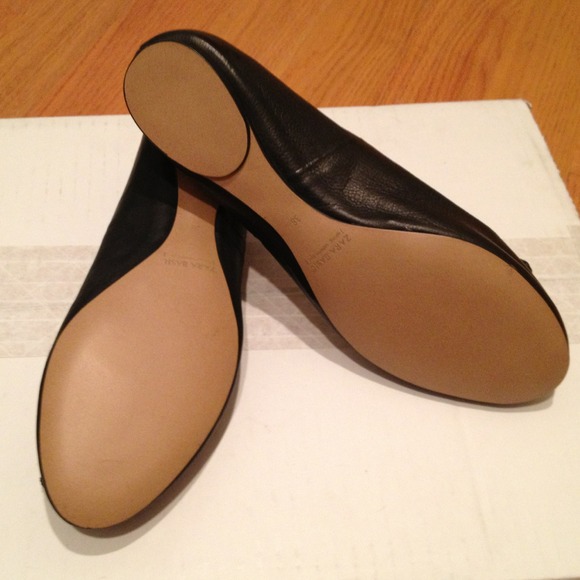 SOLD Zara Black Leather Flats - Picture 3 of 4